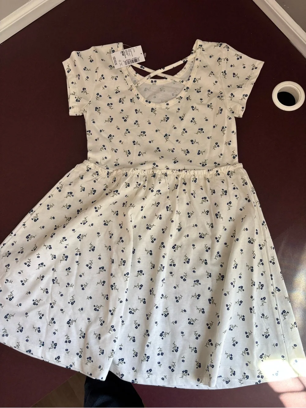 NWT Drop waist girls White Dress with Navy Floral Print - Picture 3 of 4